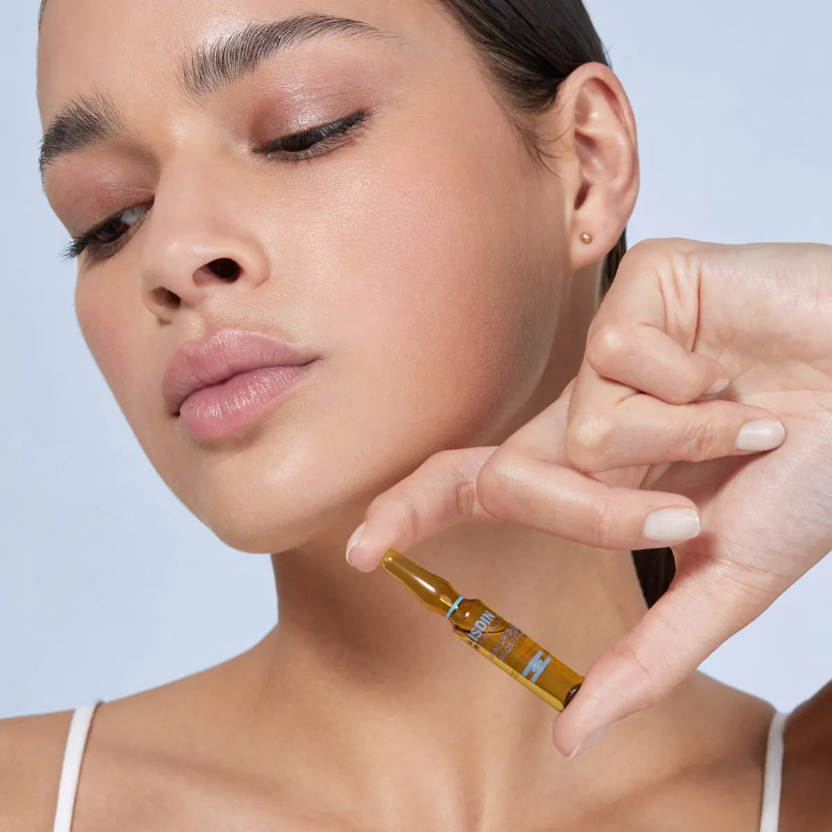 Isdinceutics Hyaluronic Booster Hidratante Ampollas x30 Ampollas x2ml c/u