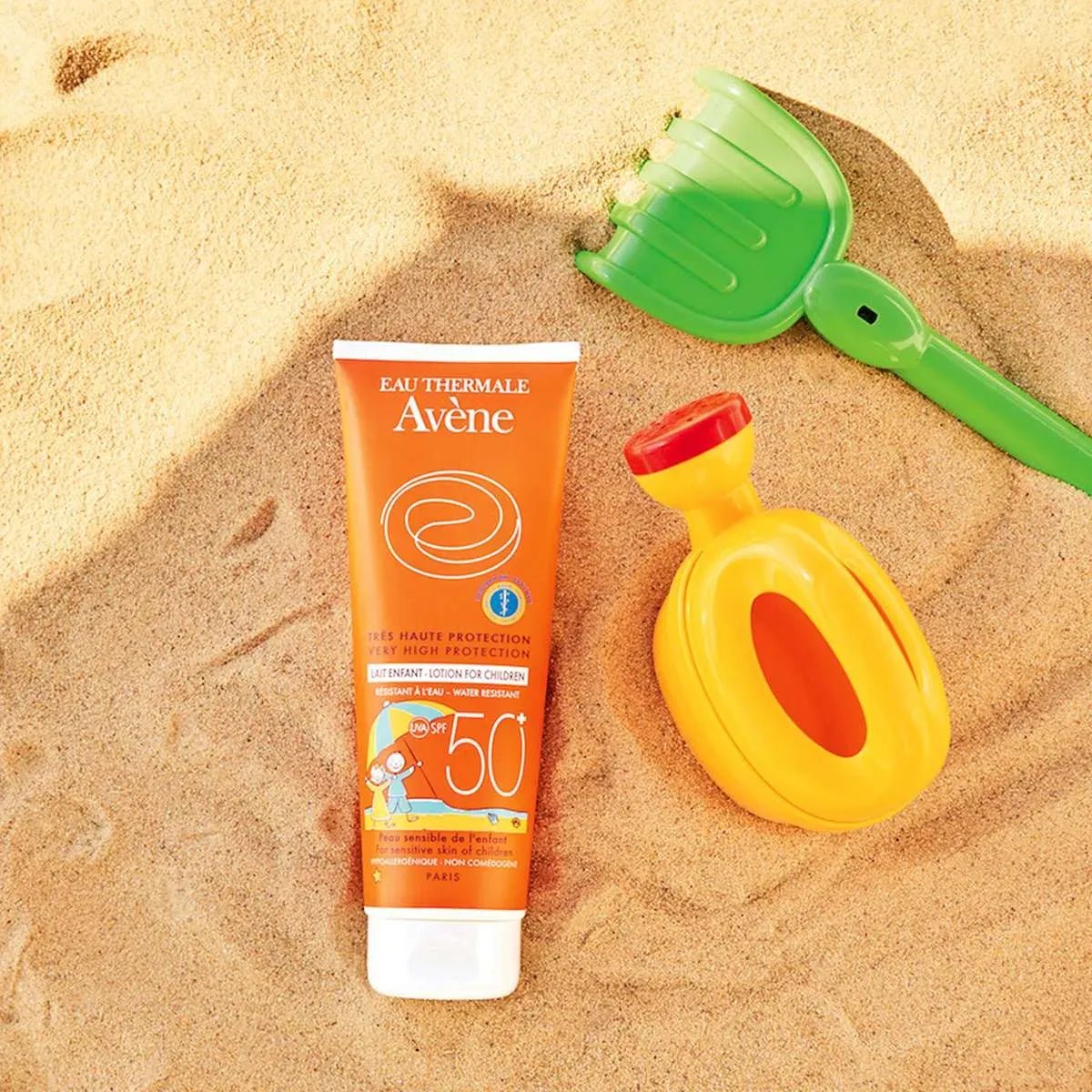 Avene Fotoprotector en Leche para Niños SPF50+ x100ml - TIENDA PIEL