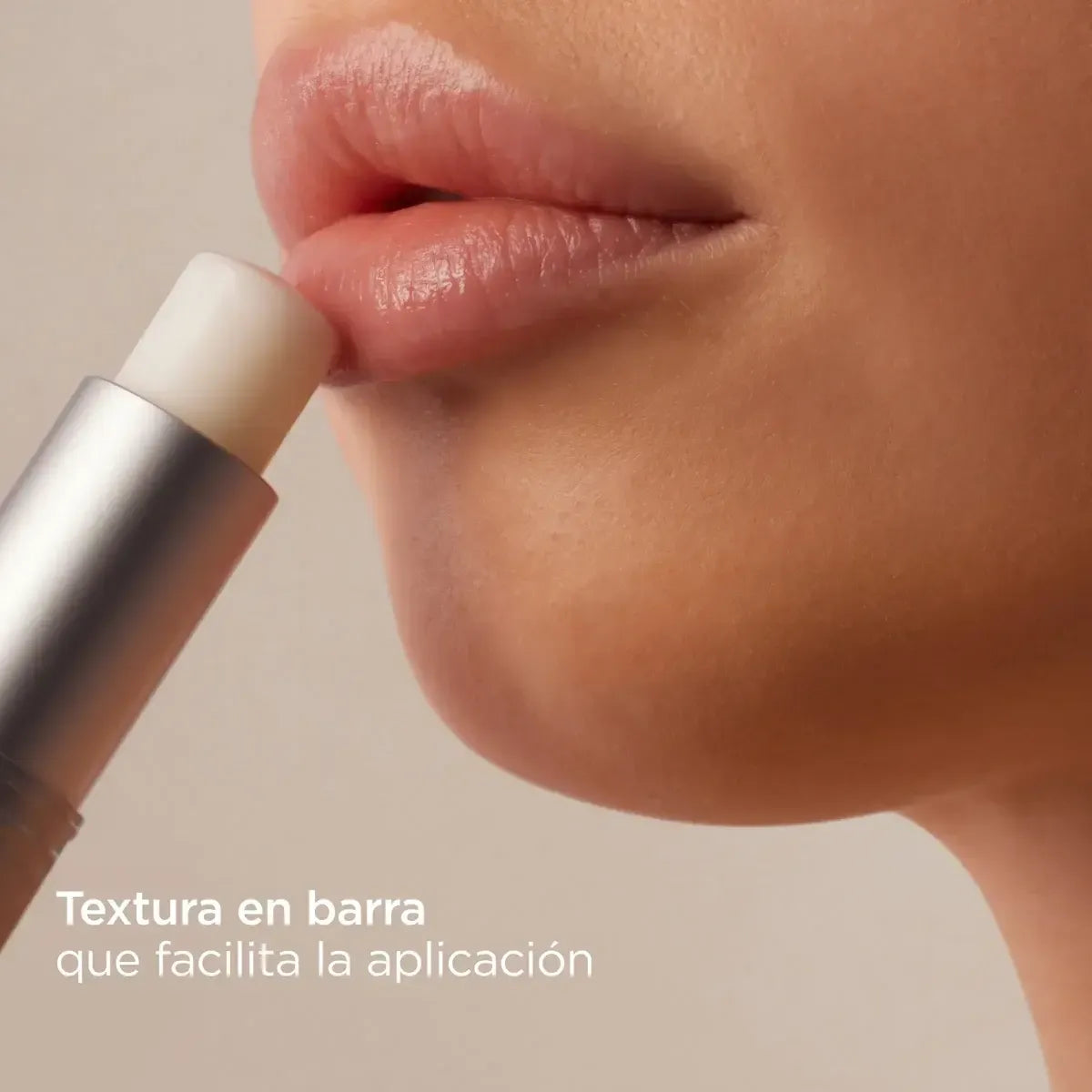 Isdin Reparador Labial Stick con Ácido Hialurónico x4g
